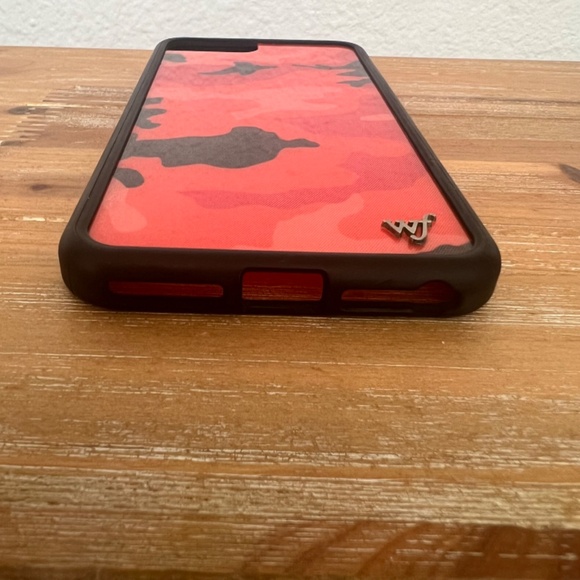 Wildflower iPhone 8 Plus Case Pink Orange Camo - Picture 5 of 5